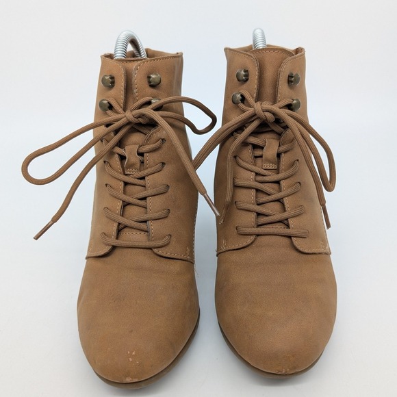 Andiamo Women's Tan Lace Up Chunky Heel Ankle Boots Size 8M - Picture 2 of 16
